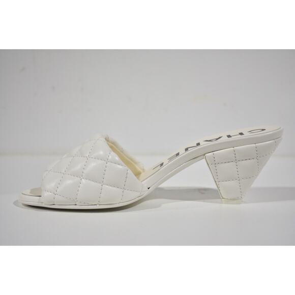 Chanel REV White Lambskin Quilted CC Gold Logo Cone Heel Mule Slide Sandal 38.5 - Picture 9 of 11